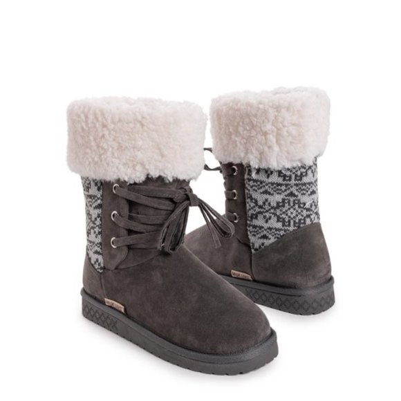 MUK LUKS Melba Faux Fur Lined Lace up Bootie NWT - Picture 2 of 4